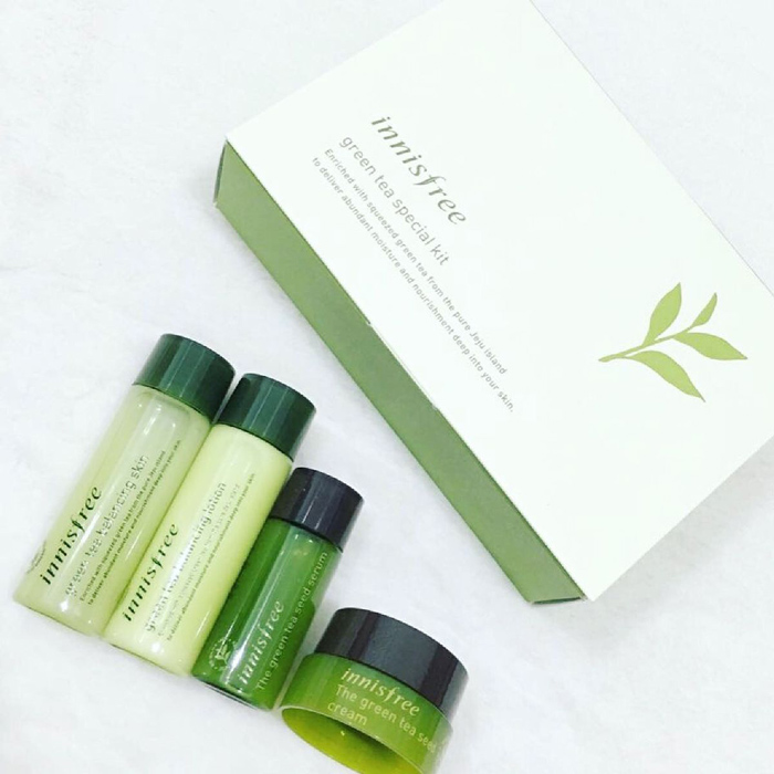 Bộ dưỡng trắng da trị mụn innisfree trà xanh 4 sản phẩm