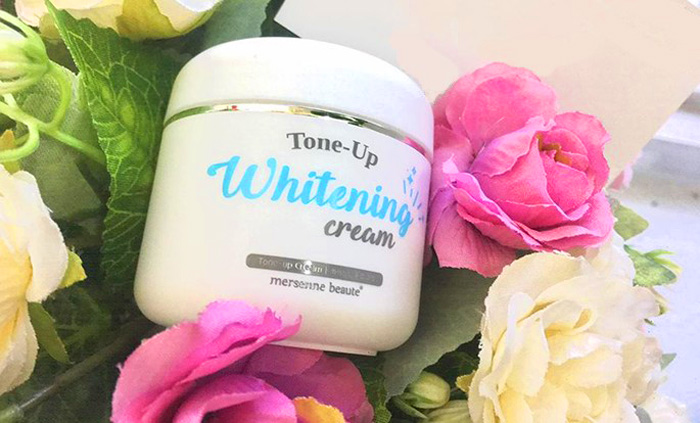 Kem Dưỡng Trắng Da Tone Up Whitening Cream