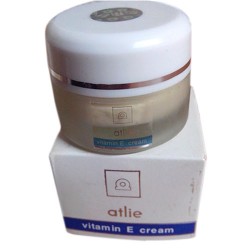 Kem dưỡng da và làm trắng da Atlie Vitamin E Pearl Cream